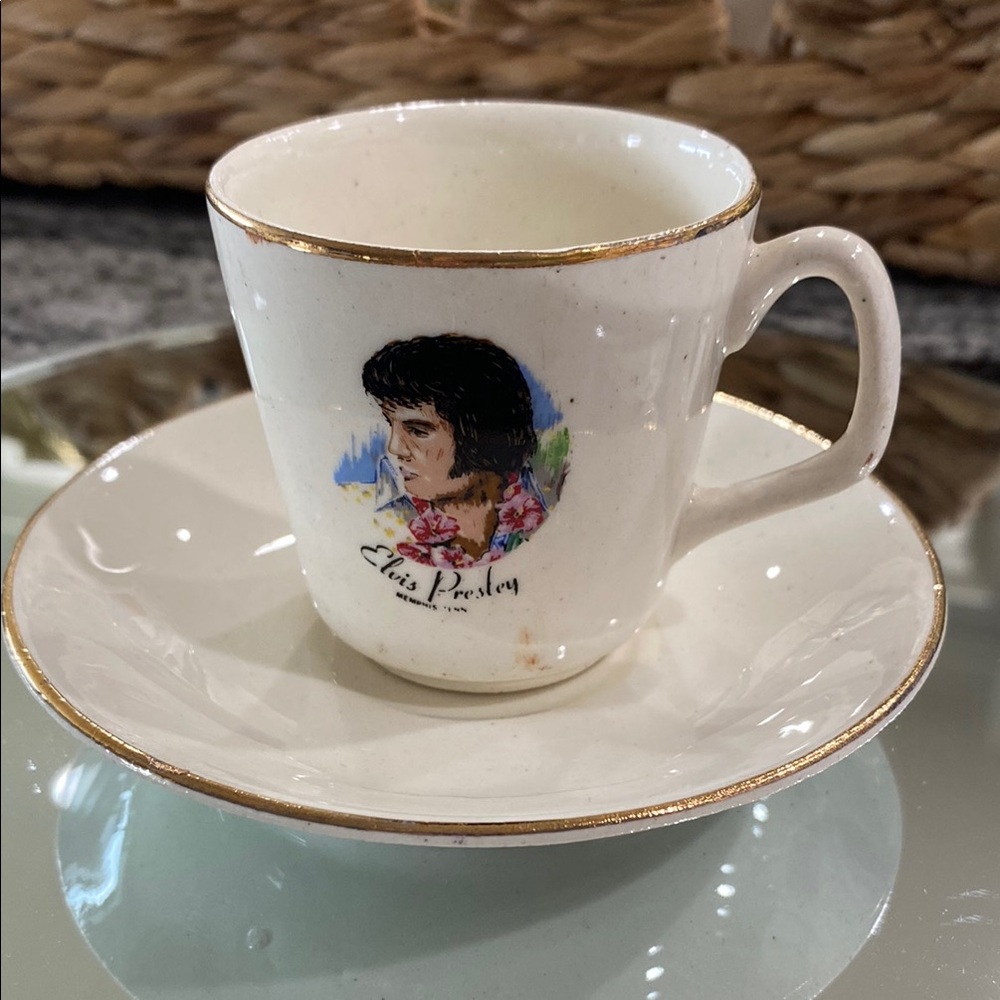 RARE 1985 Vintage White Porcelain Gold-Trim Cup & Saucer Elvis Presley Portrait!